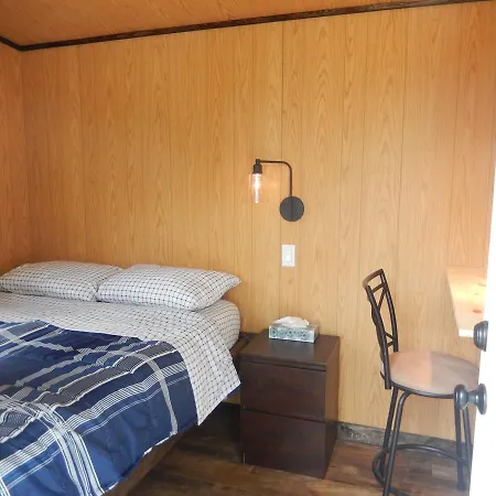 Wanderer'S Inn Backpackers Hostel Haines Junction Exterior photo